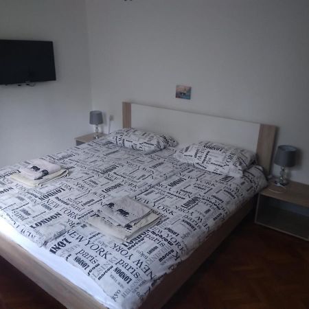 Apartments Villa Anton Пореч Экстерьер фото
