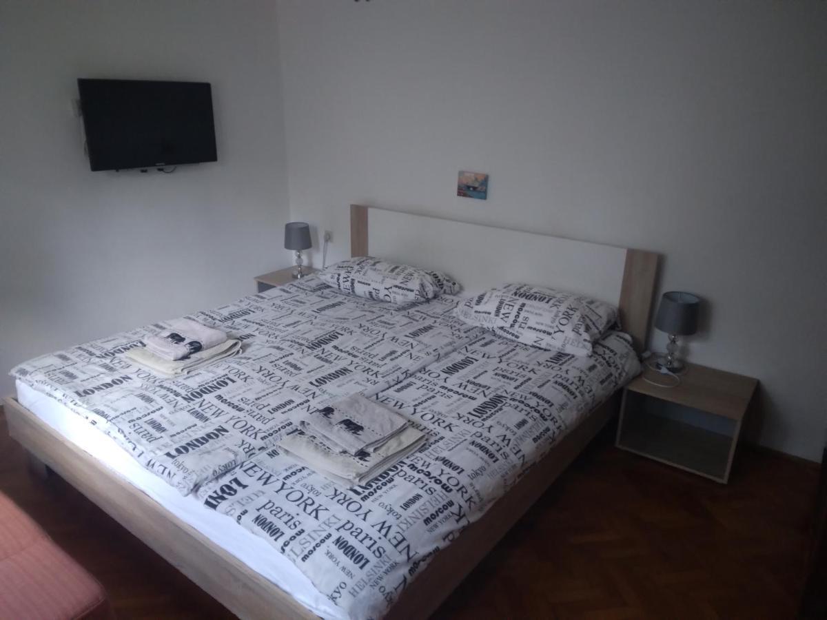 Apartments Villa Anton Пореч Экстерьер фото